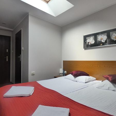 Astral Aparthotel Raszyn Exterior photo