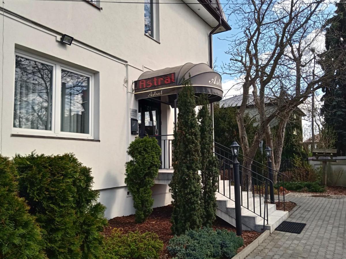 Astral Aparthotel Raszyn Exterior photo